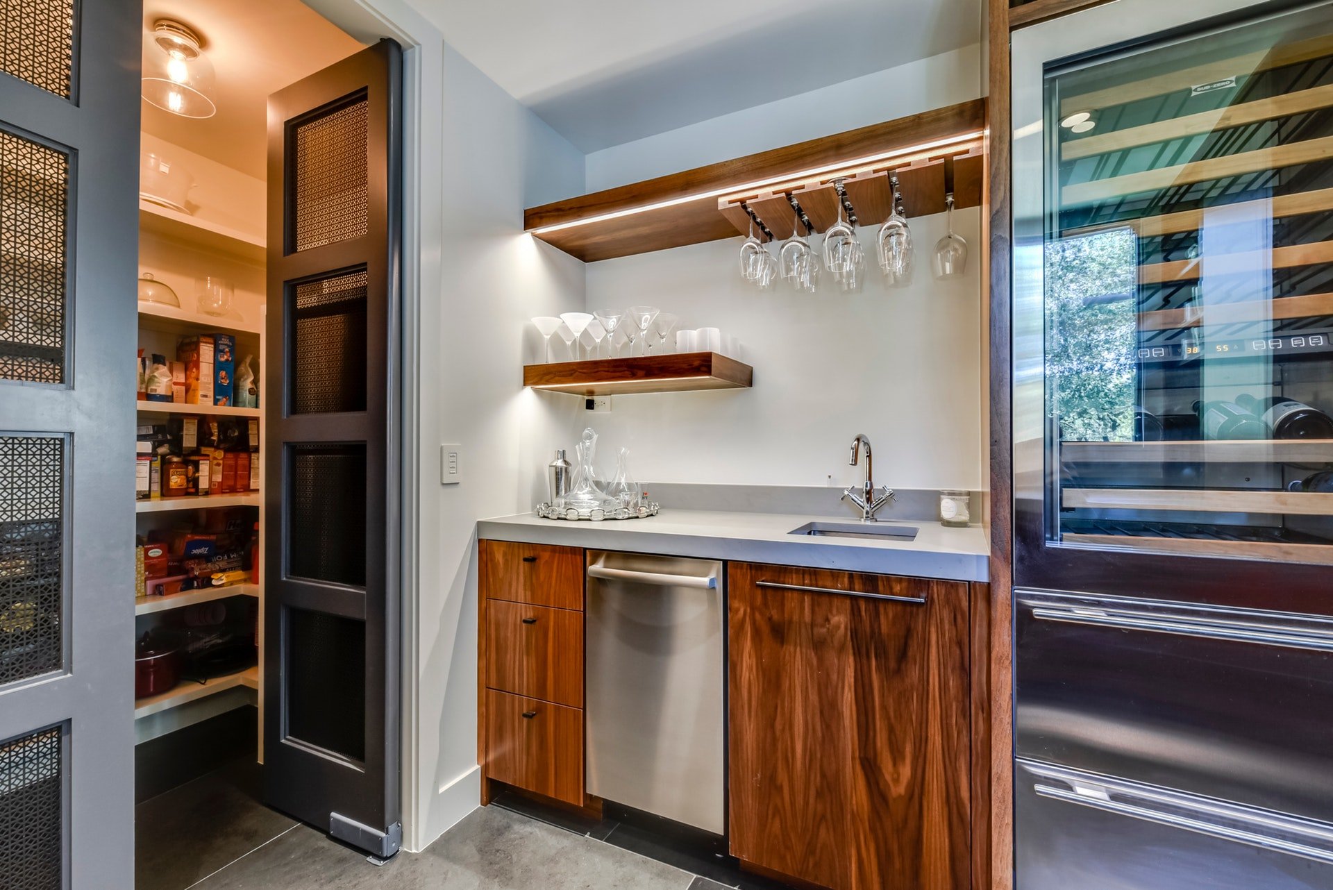 108 Parkwood Court