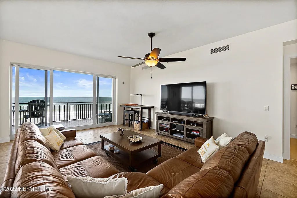 85 Ave De La Mer #301