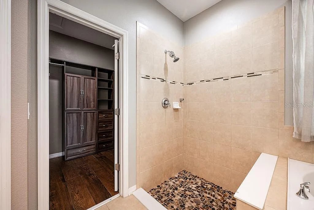 10070 Greenshire Way