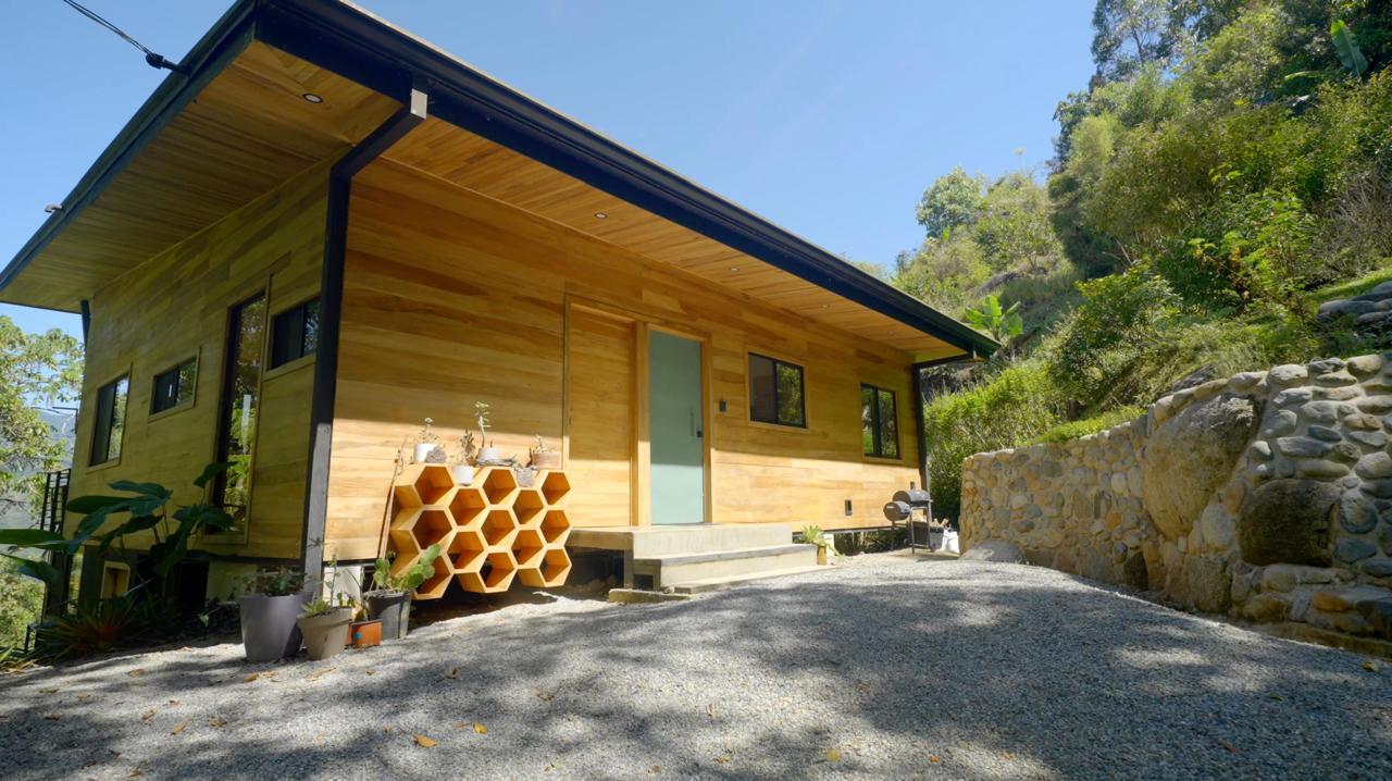 Private Lake Mountain Sanctuary, Perez Zeledon, San Jose