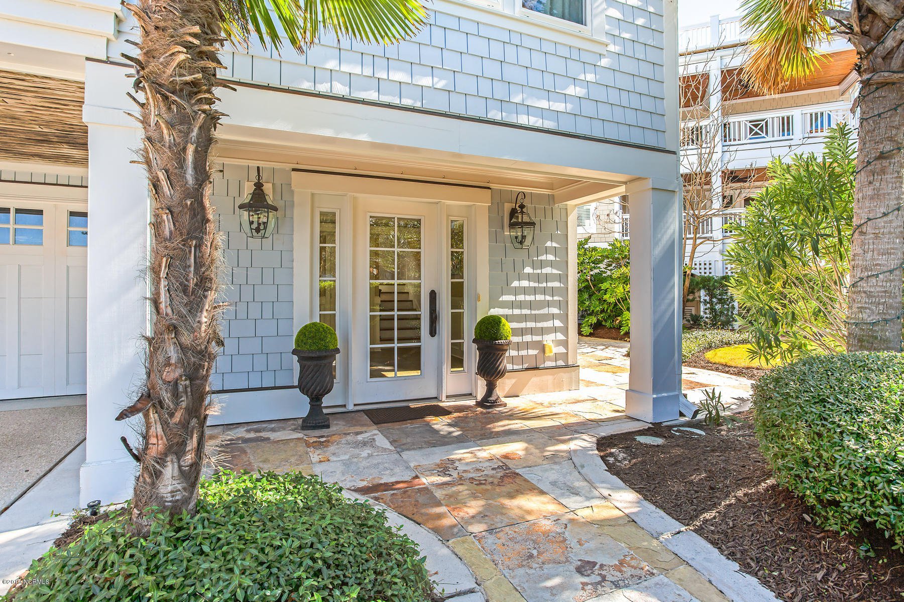 103 Island Dr