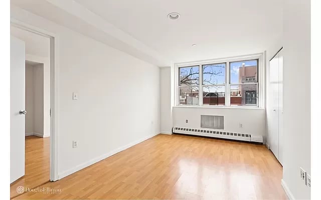 27-37 27th Street Unit: 3E