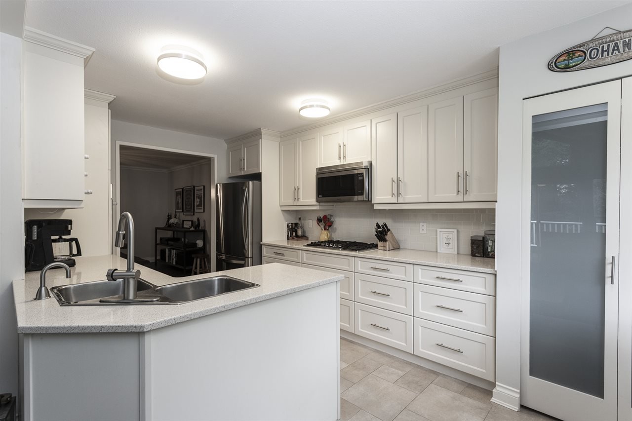 14-101 Parkside Dr
