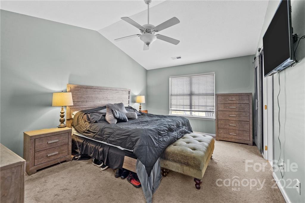 12109 Landing Green Dr