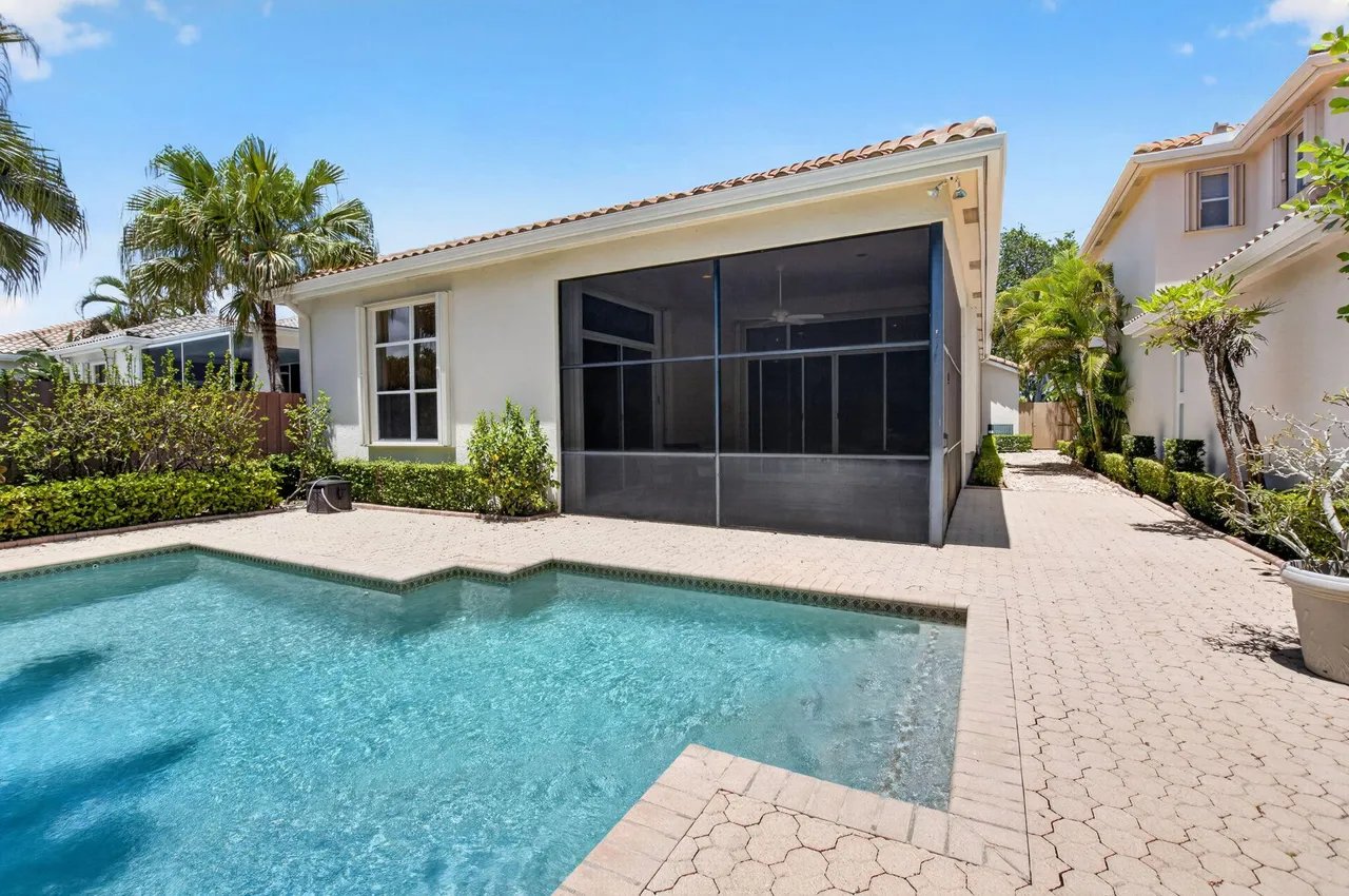 2408 NW 67th Street