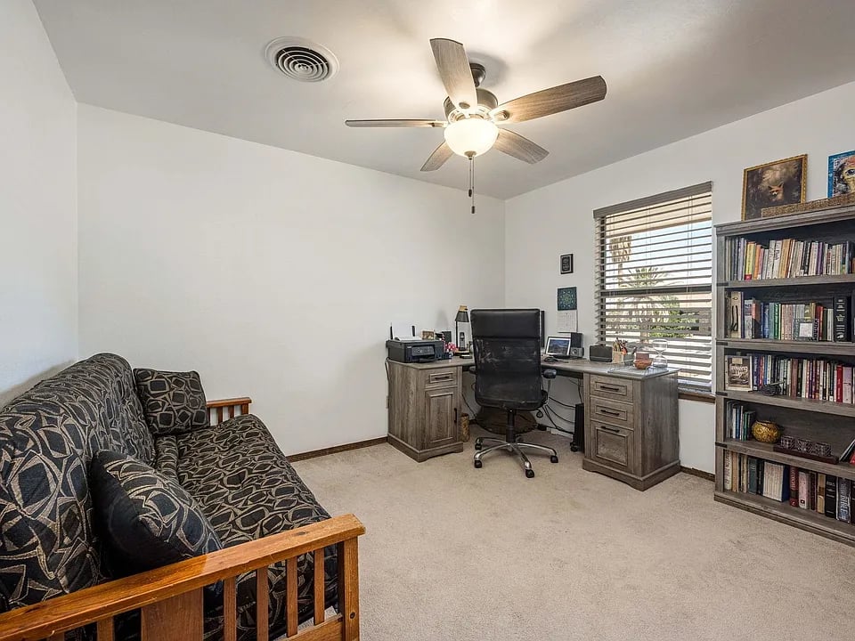3004 Los Robles