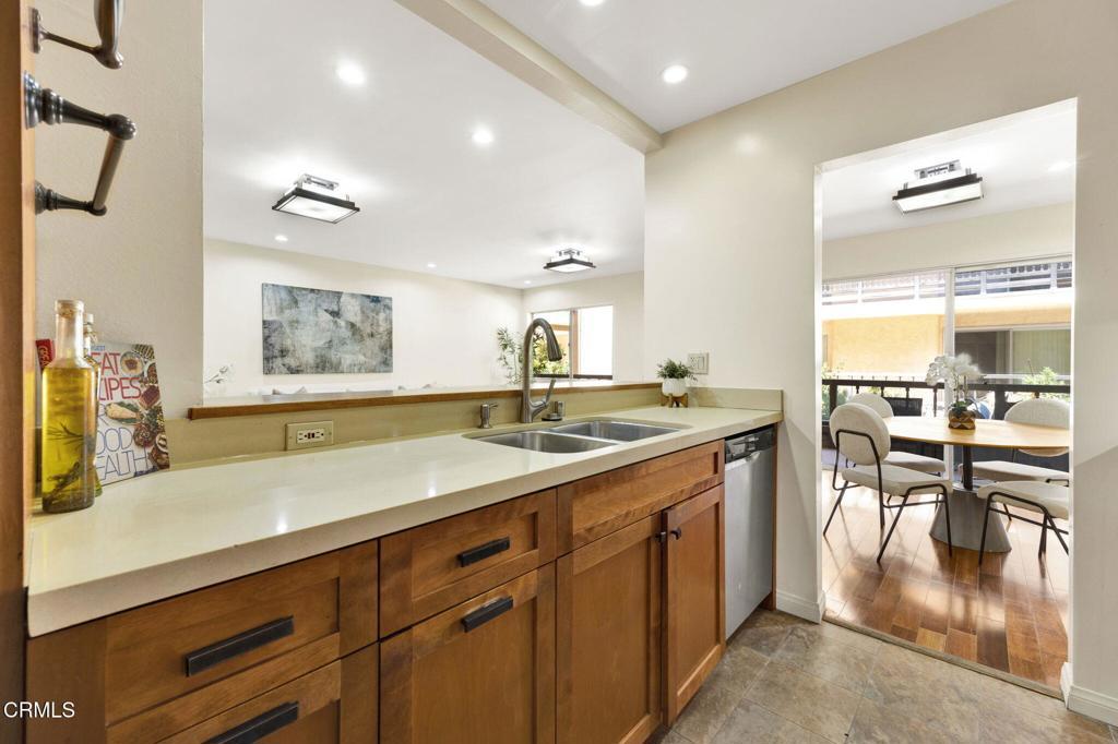 1127 E Del Mar Blvd, #116