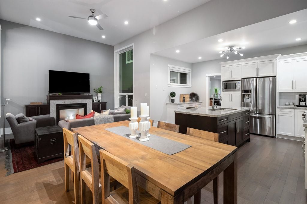 2258 Windridge Dr