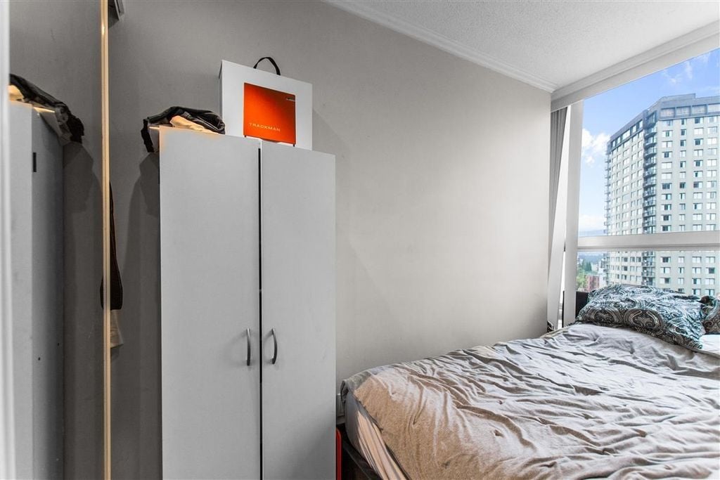 1050 Burrard St, #1606