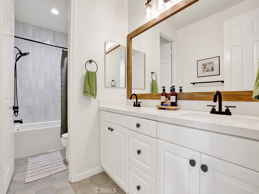 8967 Sunshine Valley Way