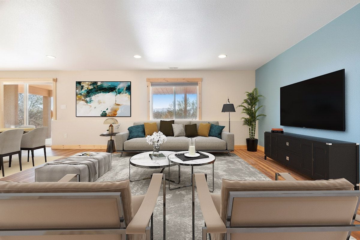 4255 Arrowhead Drive