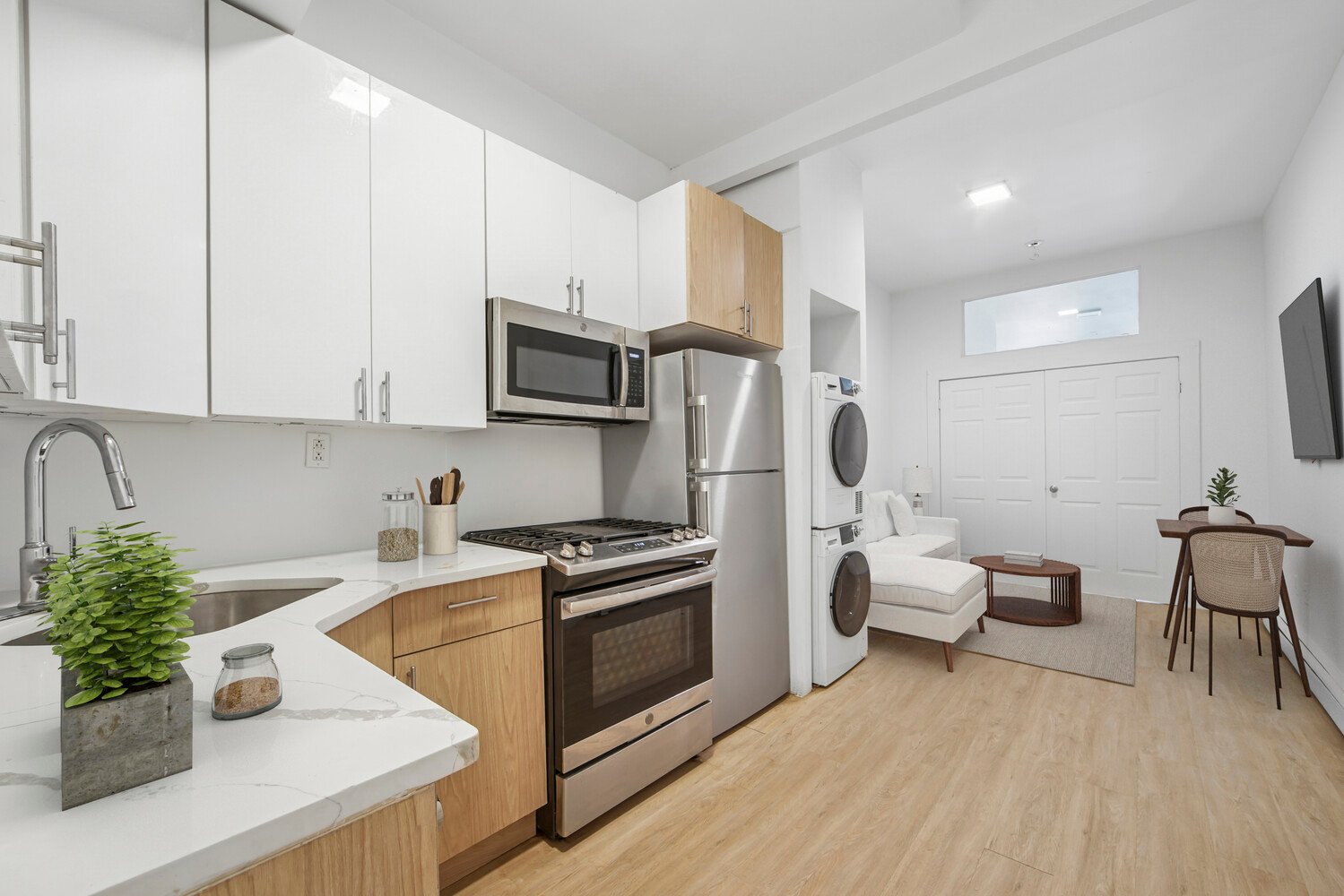 804 Macon Street, Apt 2A