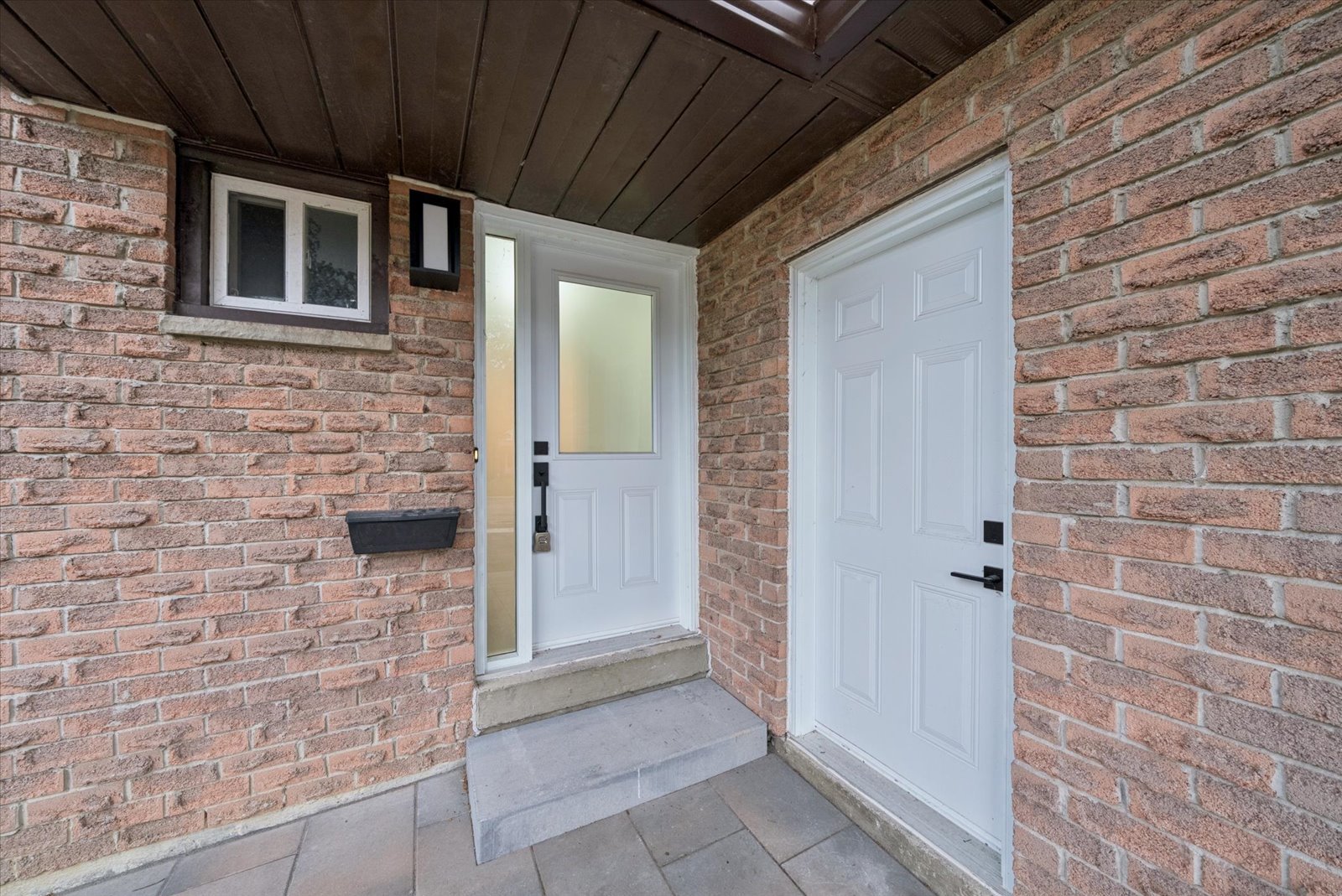 62 Pepperell Cres