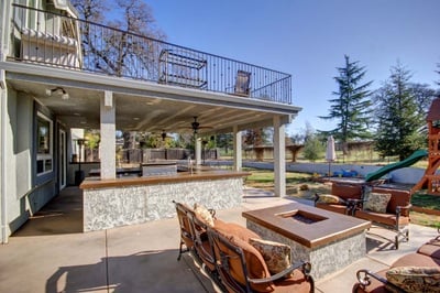 Just Sold! Gorgeous Home on The 13 Th Hole!
