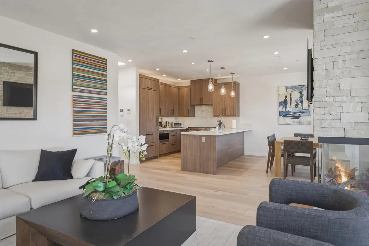 The Landmark - Dolores Suite