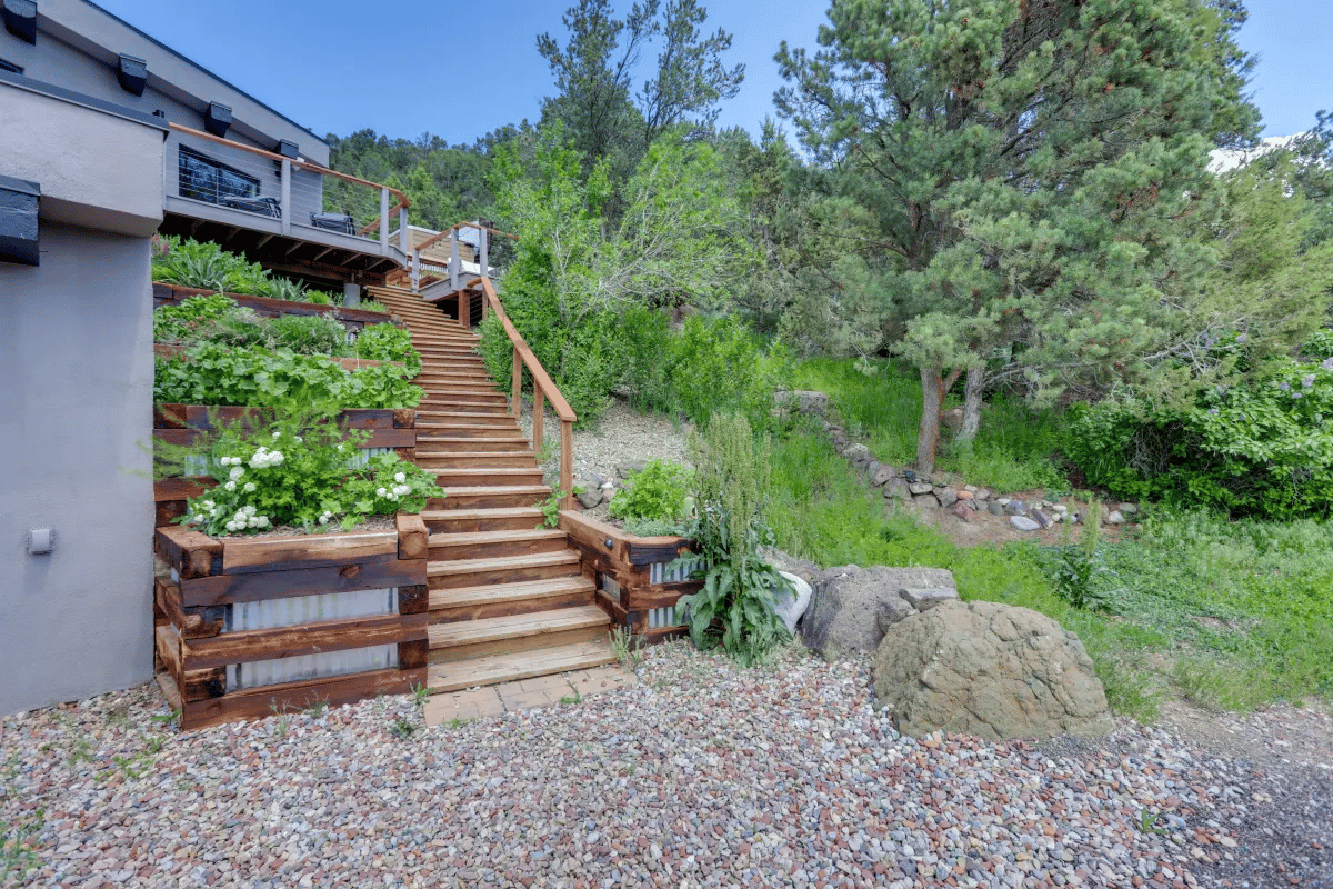 Spacious Mountain Retreat Nestled in Nature