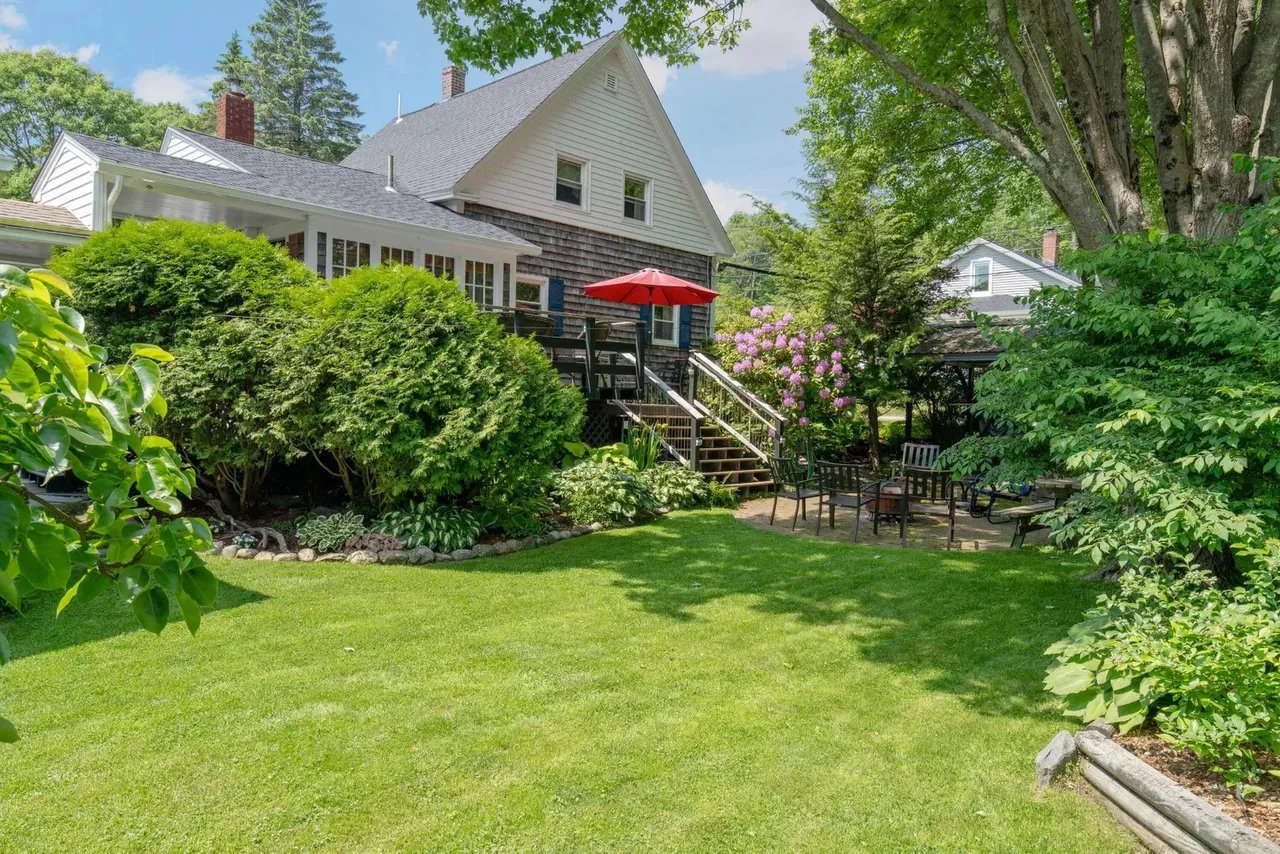 New Listing: 17 Middle Street, Topsham, ME 04086 – $499,000