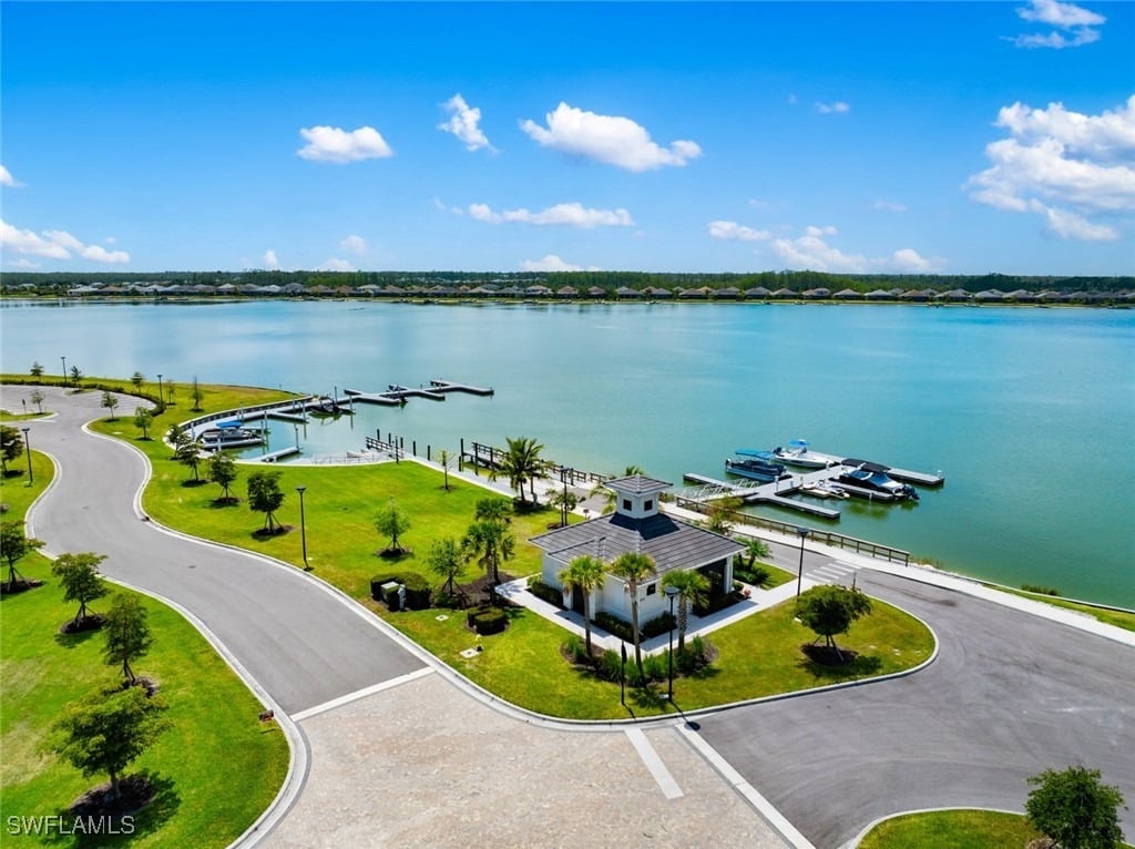 19129 Aqua Shore Dr