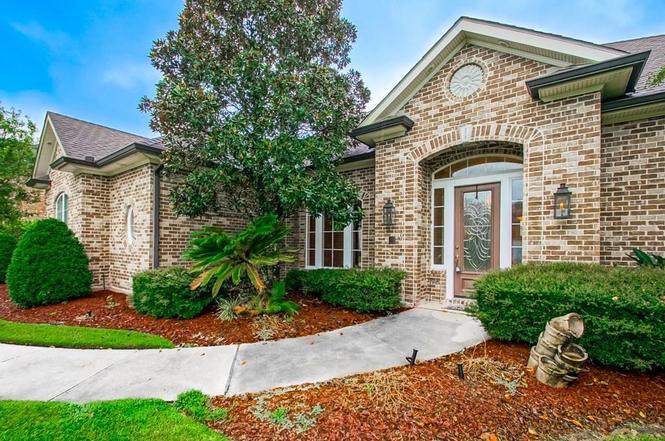 145 Pinehurst Dr