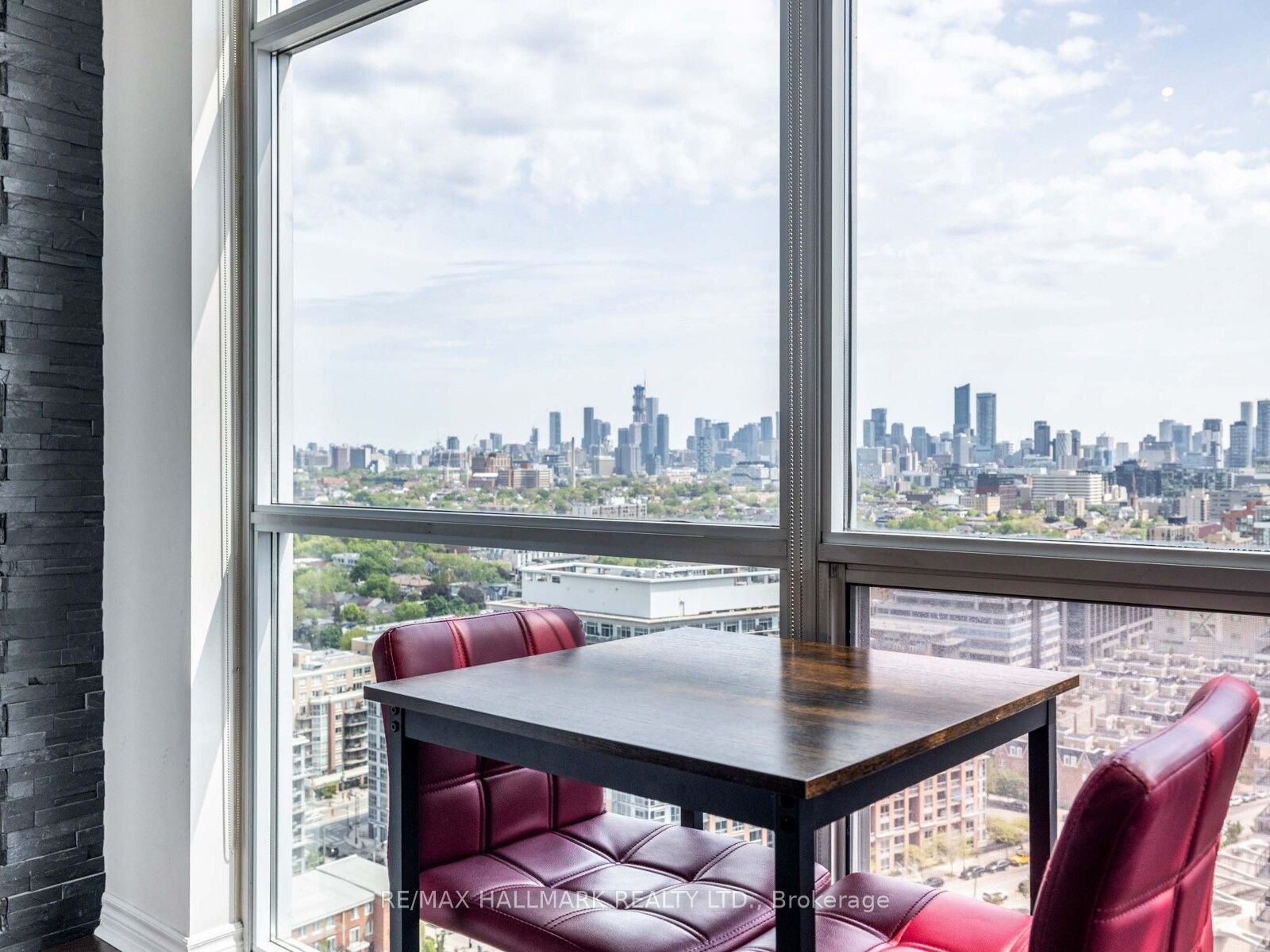 VIBE CONDOS
