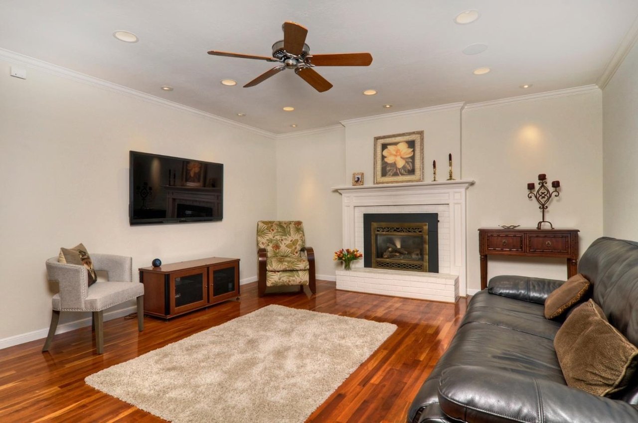 1001 Crestview Drive