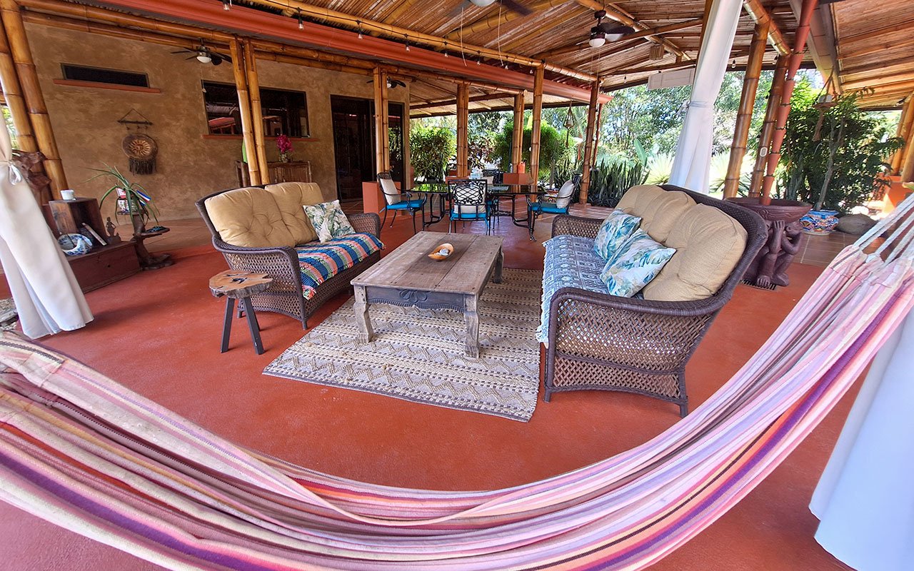 Tropical Getaway with Two Villas and Lush Gardens Near the Heart of Uvita