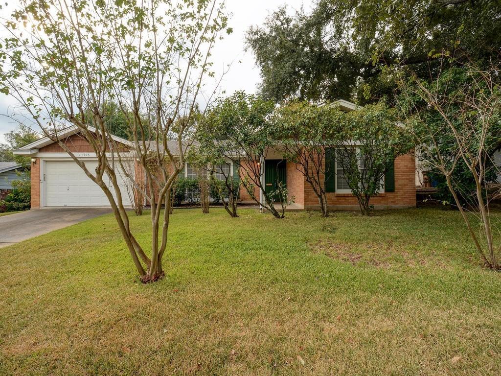 Delwood Mid-Century Classic Near Mueller