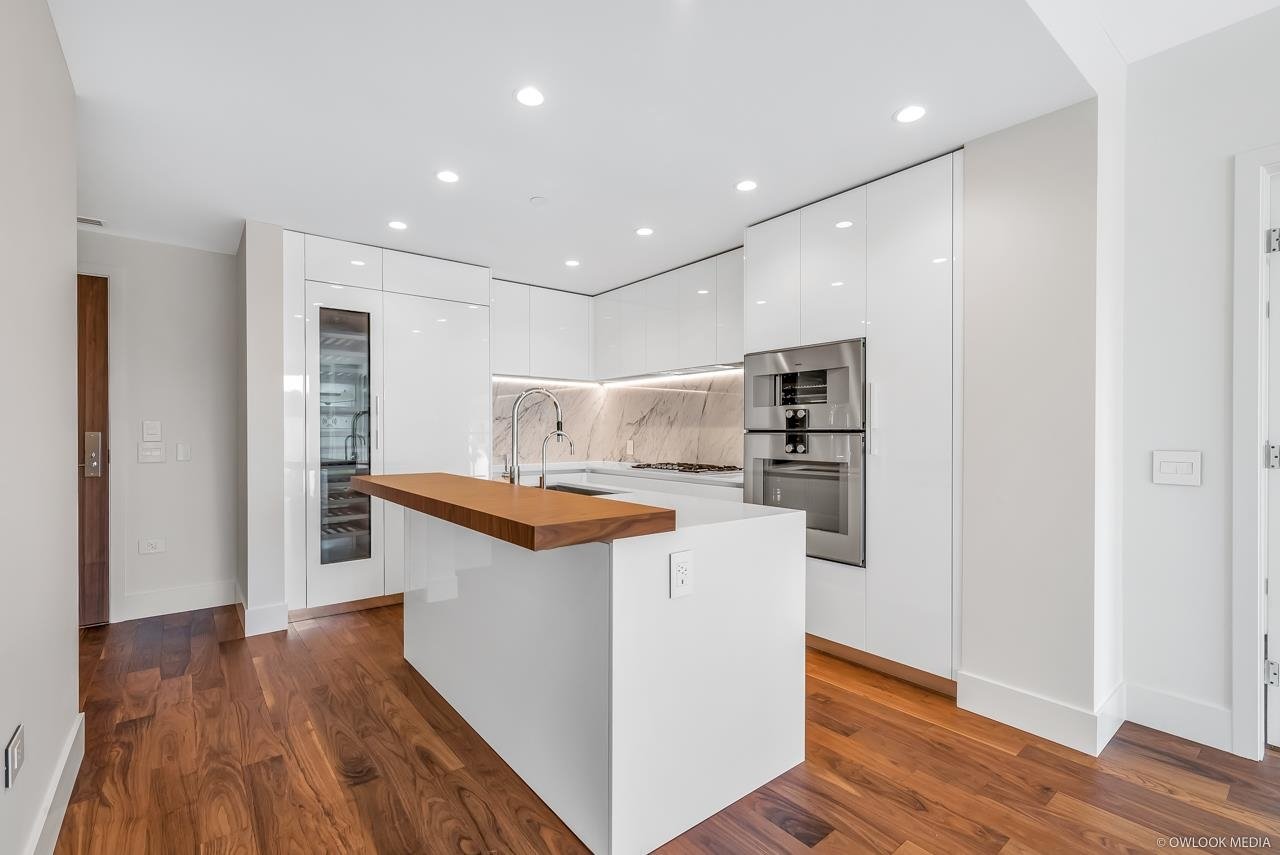 203-389 W 59th Ave