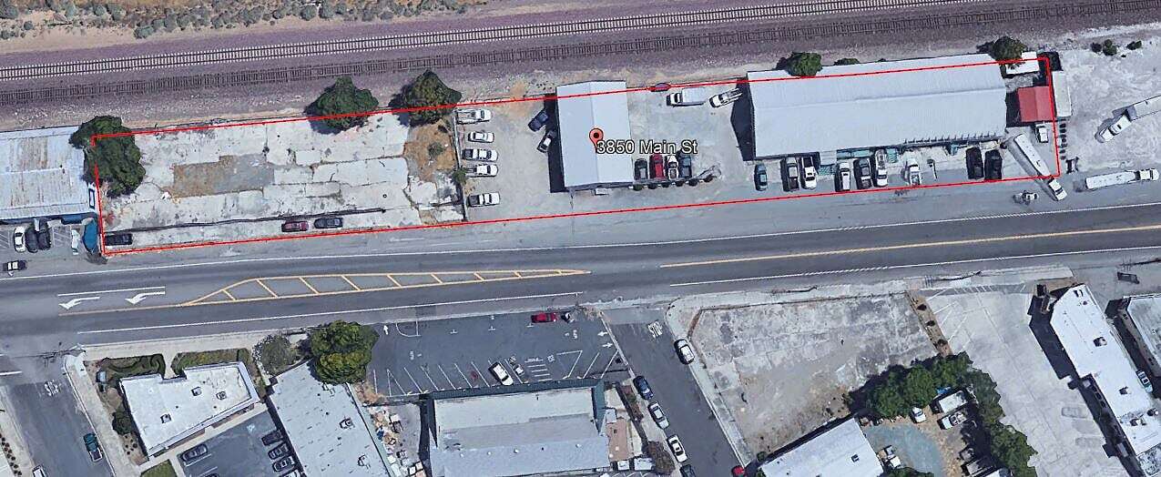 3850 Main St