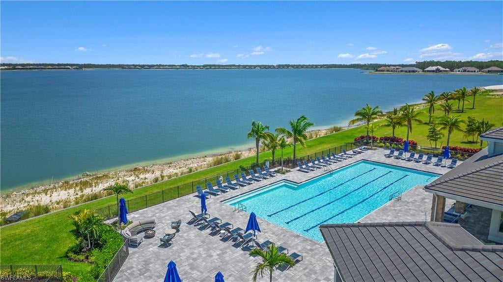 14696 Blue Bay Cir
