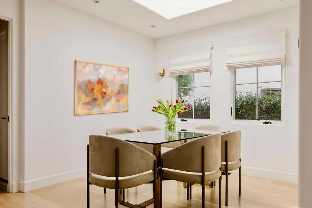 Solaris Pavilion, Westbourne Dr, 90048