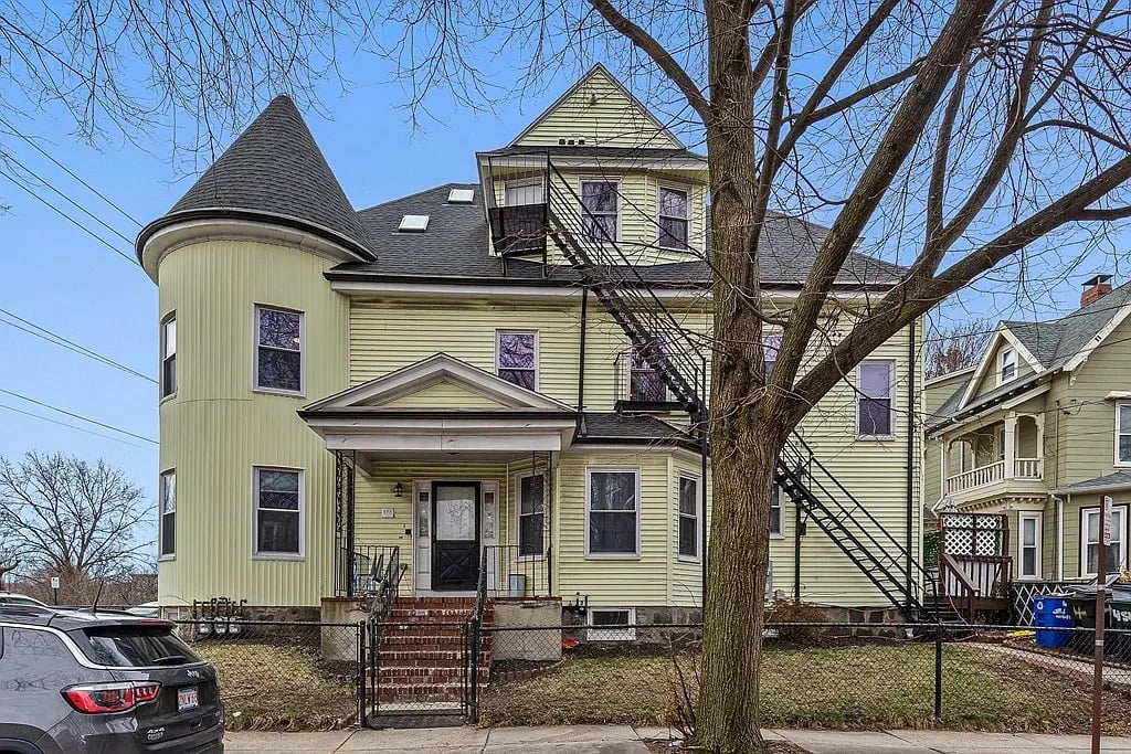 Queen Anne Style Home