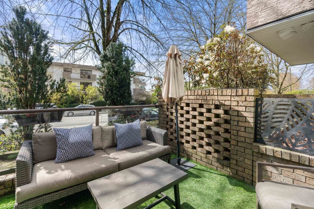 1702 Chesterfield Ave, #104