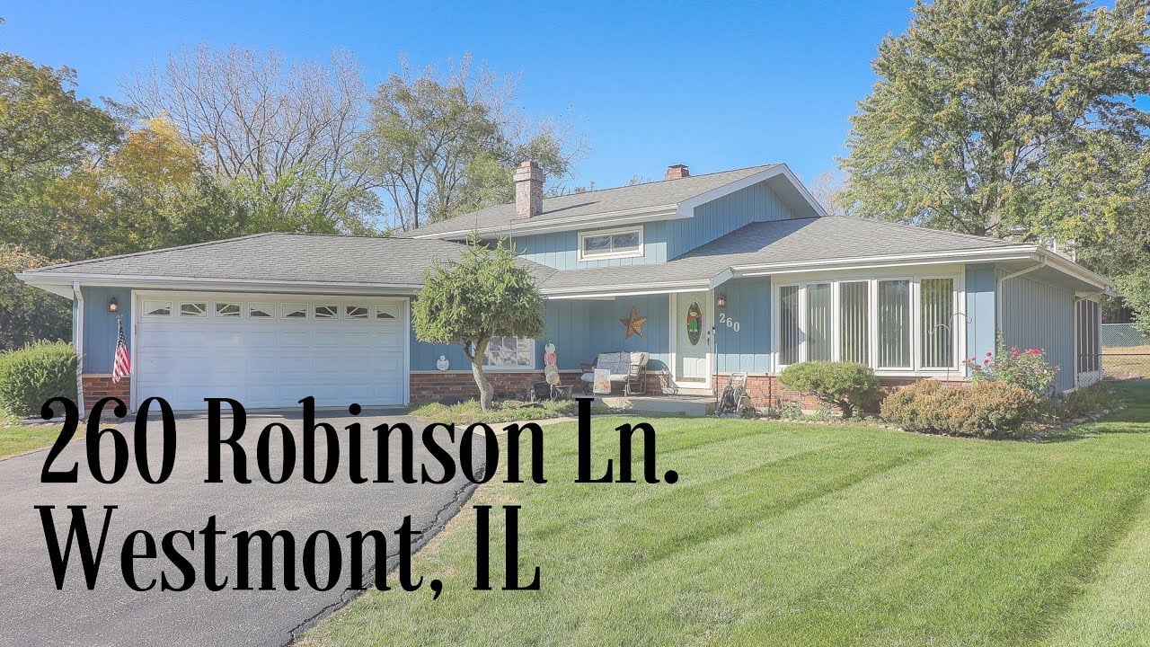 Batavia, IL | Trout Farm | Russel Built | Fireplace | Finished Basement | Home Office | 2nd Kitchen