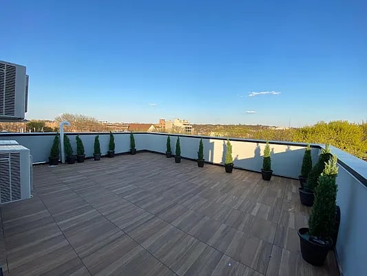 1009 Hancock Street Unit: 4F
