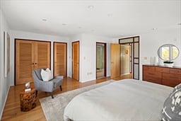 555 Boylston St, #555
