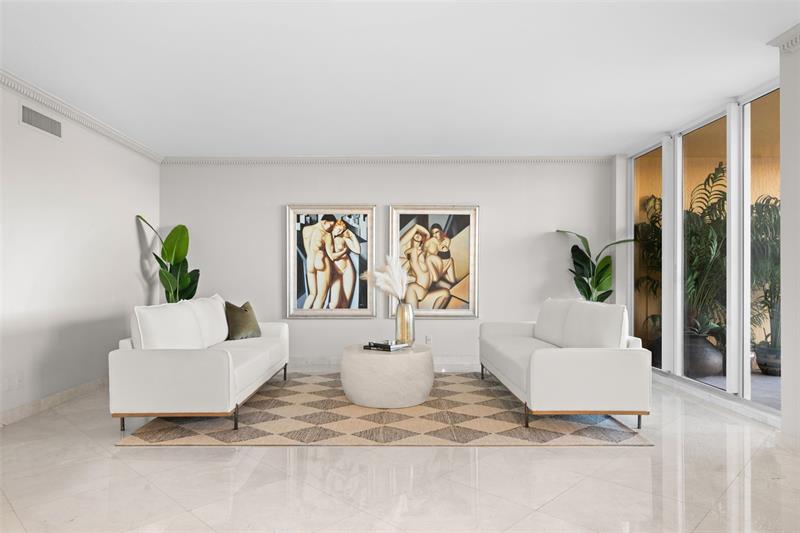 2100 N Ocean Blvd: Unit 18D