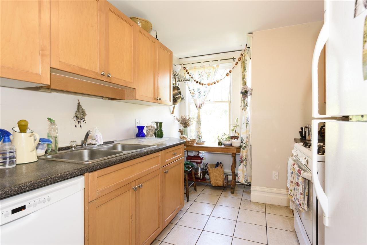 1616 Kitchener Street, Vancouver
