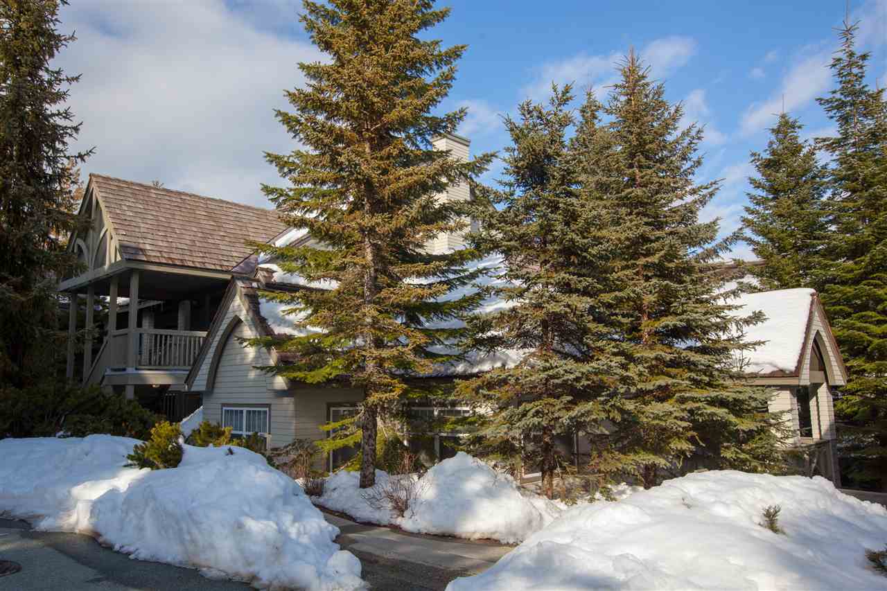 202-3300 Ptarmigan Pl