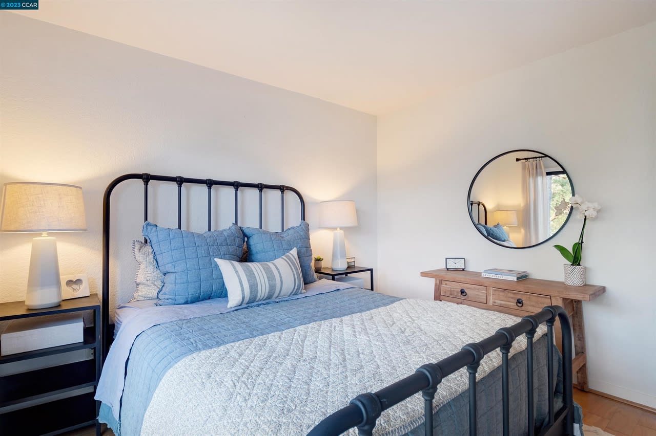 27 Saint Julie Court