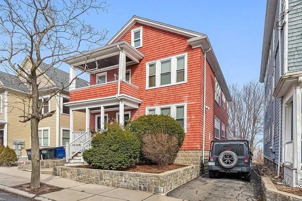 colonial revival home 