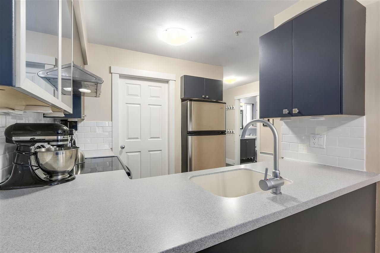 409-937 W 14th Ave