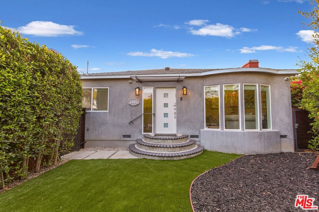 1707 Preuss Rd