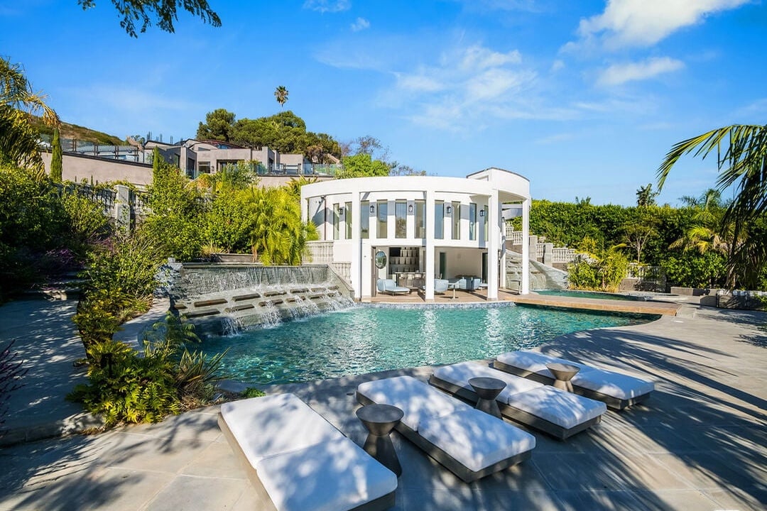 Vireon Pavilion, Pacific Coast Hwy, 90265