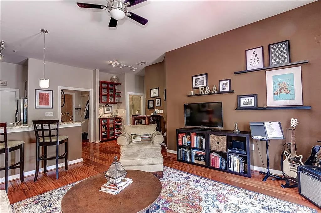 870 Inman Village Pkwy NE