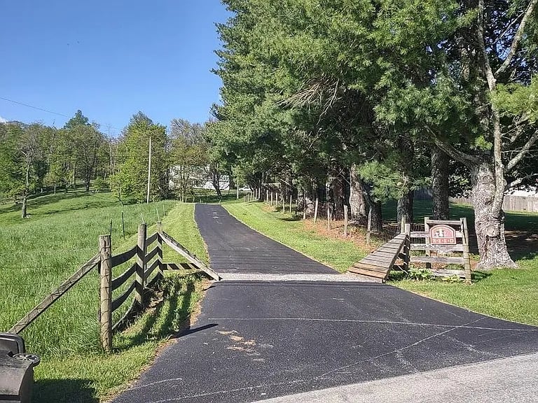 9021 Poor Mountain Road
