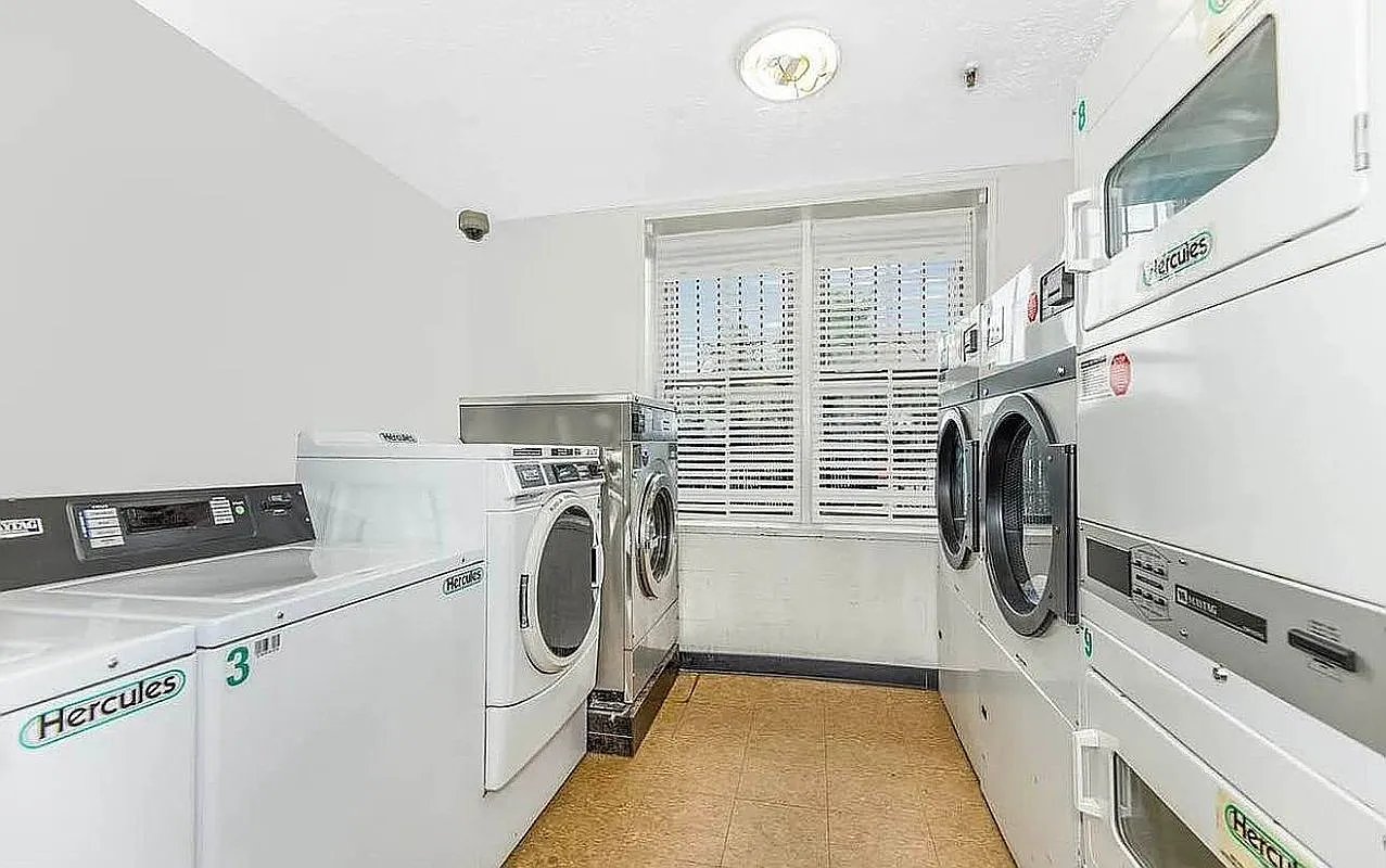 1130 Stadium Ave APT 3K