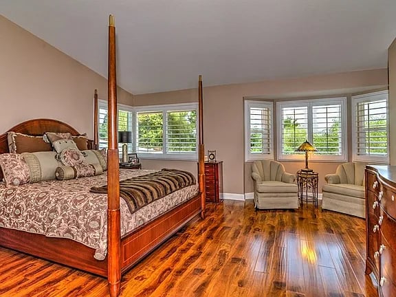6282 Acela Ct