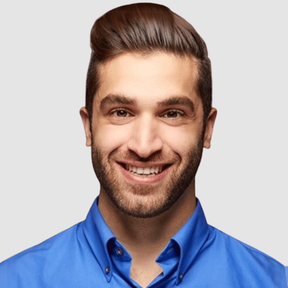 Ramtin Ashraghi Los Angeles, CA  Real Estate Agent Headshot