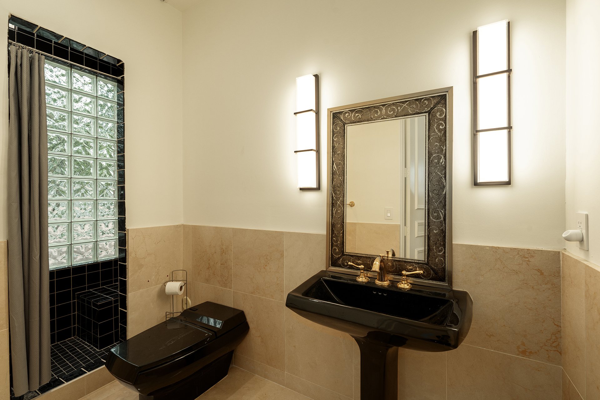 10040 E Happy Valley Road, 465, Scottsdale Unit: 465